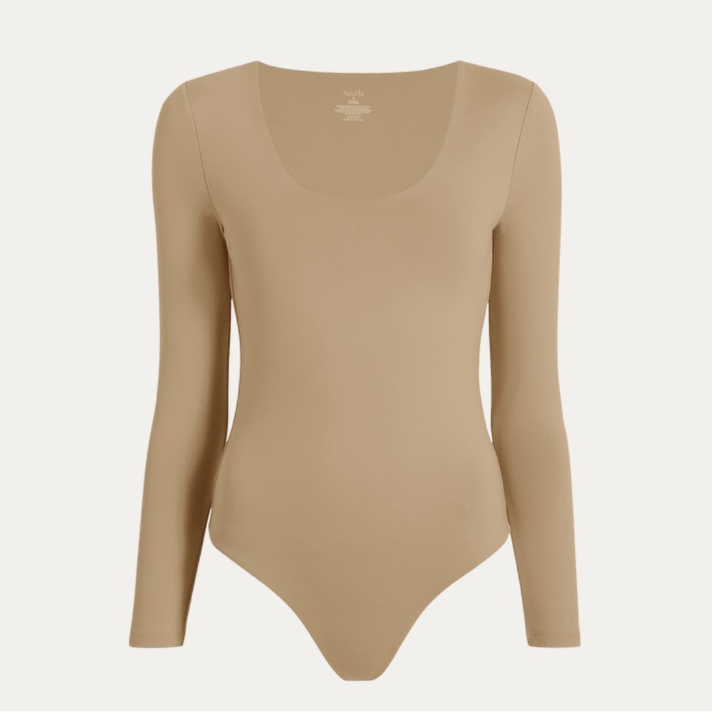 *NWOT NUUDS SCOOP NECK BODYSUIT*